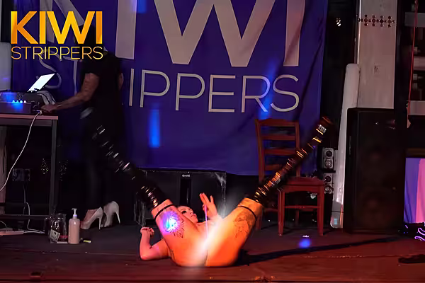 Pearl Stripper Show