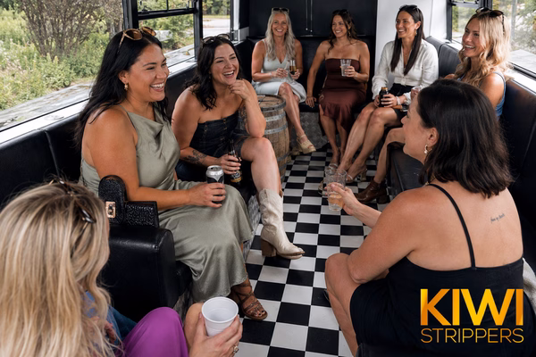 Hamilton Hen Party Bus - Uncensored