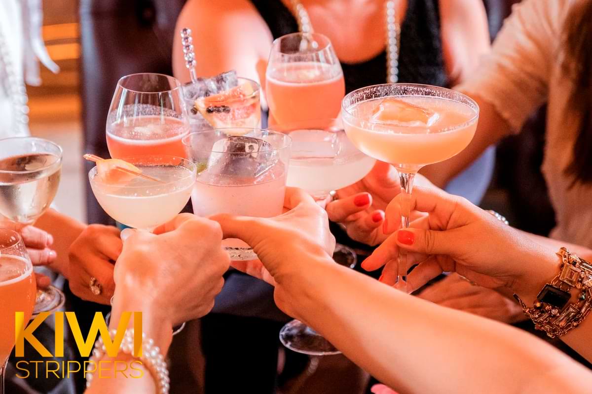 Cocktails Hen Night Fun