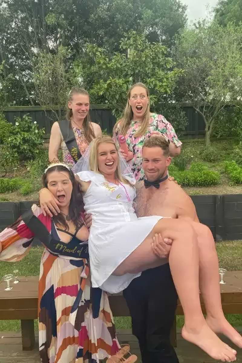 Hen Party Christchurch Topless Waiter Dozer